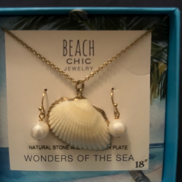 NIB BEACH CHIC JEWELRY SET - Picture 3 of 6